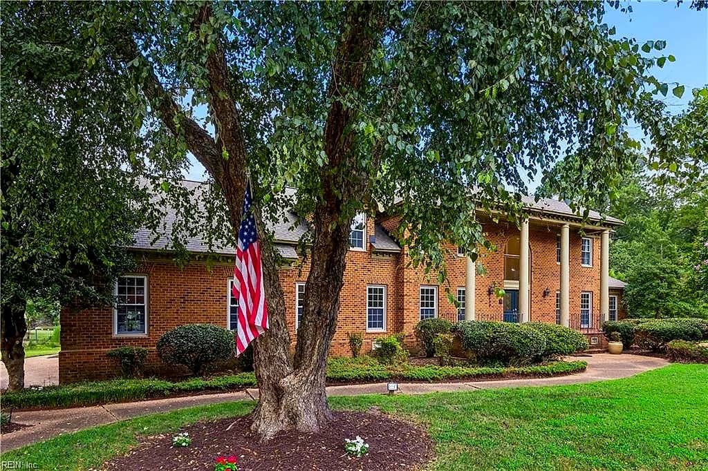 412 Chinquapin ORCH, YORKTOWN VA 23693 - Photo 2