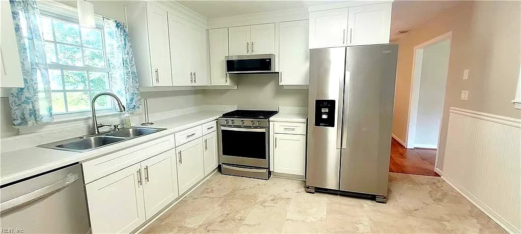 3009 Woodlawn DR, SUFFOLK VA 23434 - Photo 4