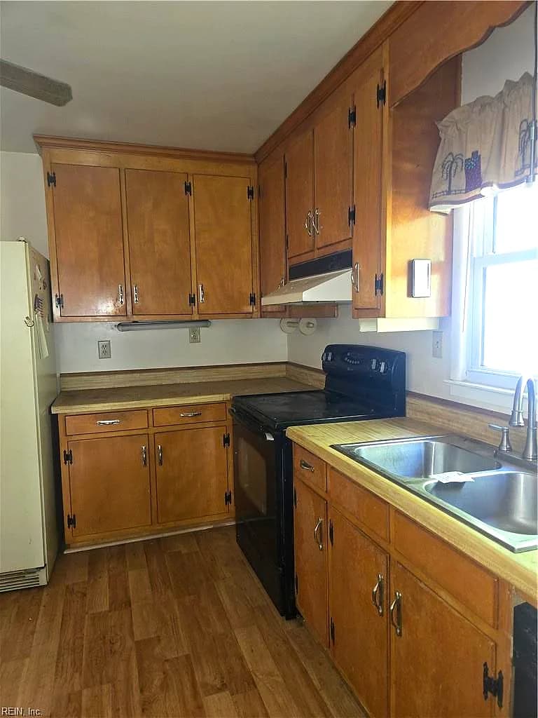 108 Londonshire TER, HAMPTON VA 23666 - Photo 3