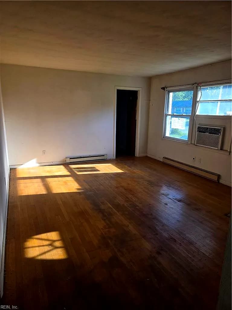 108 Londonshire TER, HAMPTON VA 23666 thumb 7