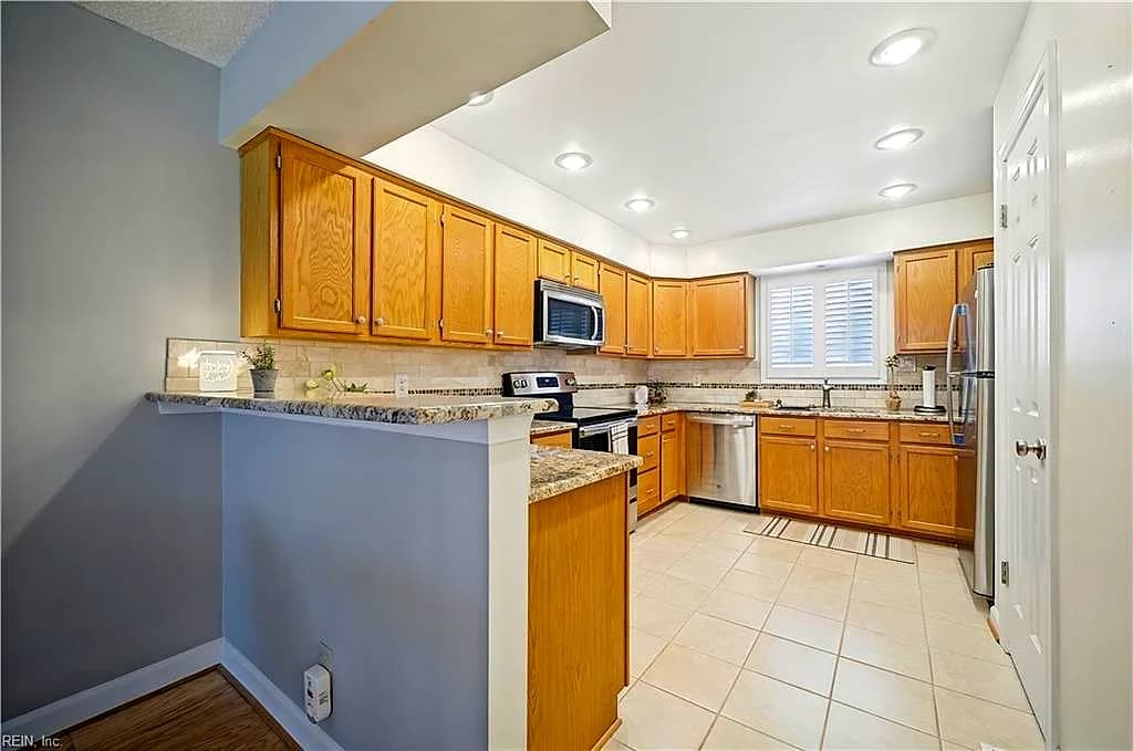 1238 Foursome LN, VIRGINIA BEACH VA 23455 thumb 11