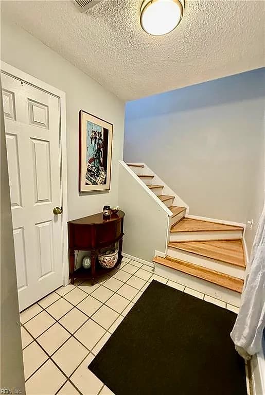 2306 Bergen CT, VIRGINIA BEACH VA 23451 - Photo 3