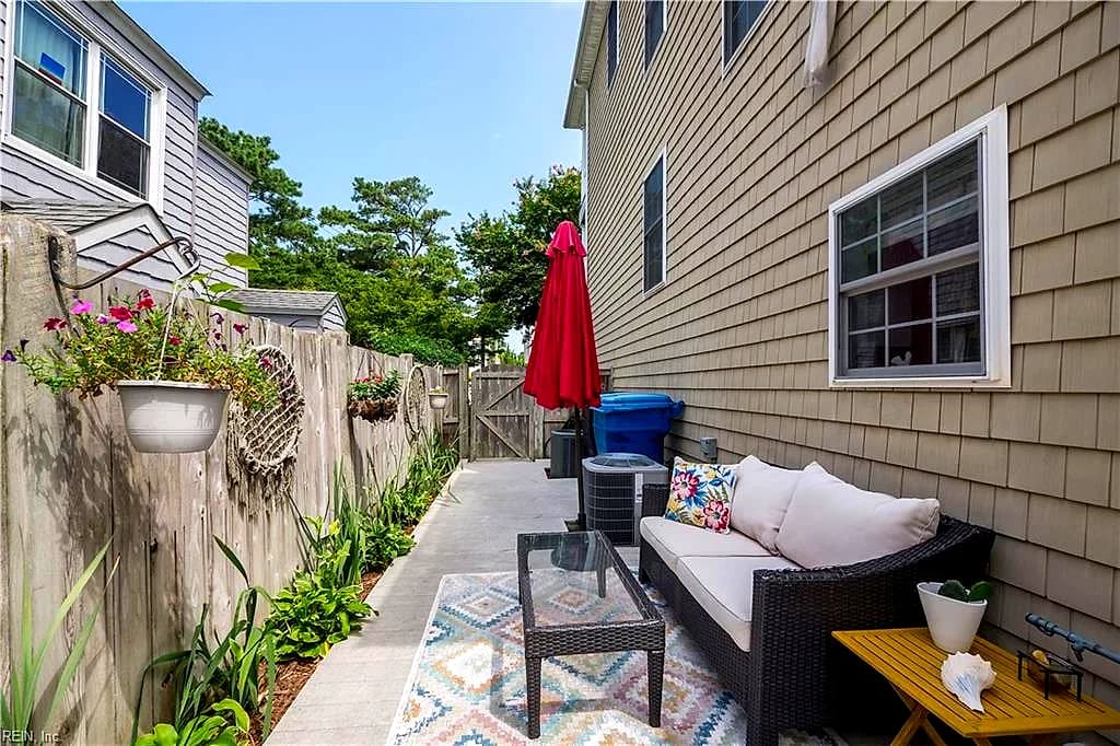 212 85th ST #D, VIRGINIA BEACH VA 23451 - Photo 5
