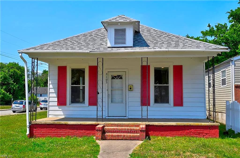 2103 Roanoke AVE, NEWPORT NEWS VA 23607 - Photo 4