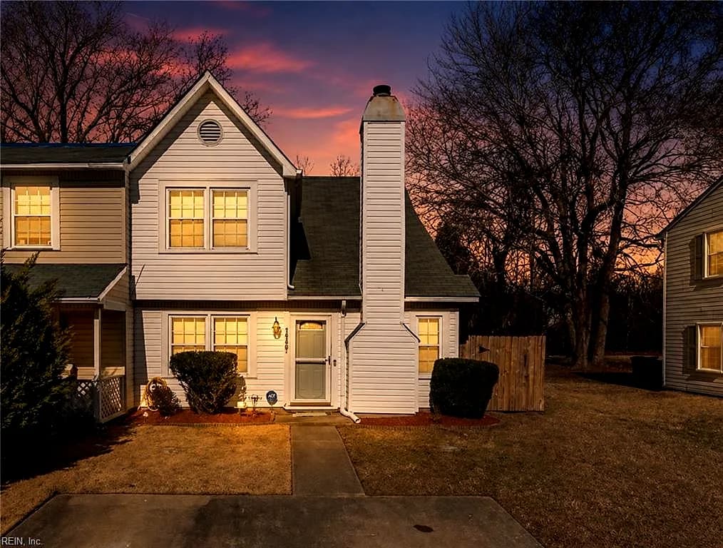 1940 Woodgate ARCH #A, CHESAPEAKE VA 23320 - Photo 2