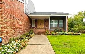 315 Riversedge DR, HAMPTON VA 23669 - Photo 3