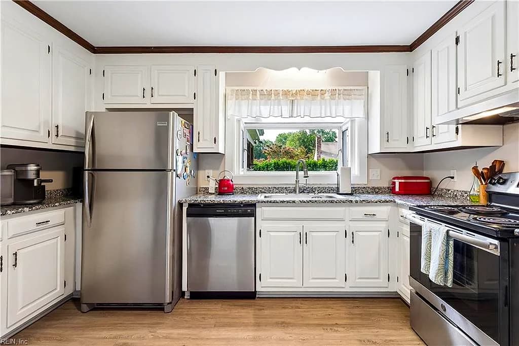 208 Tabbs LN, NEWPORT NEWS VA 23602 thumb 9