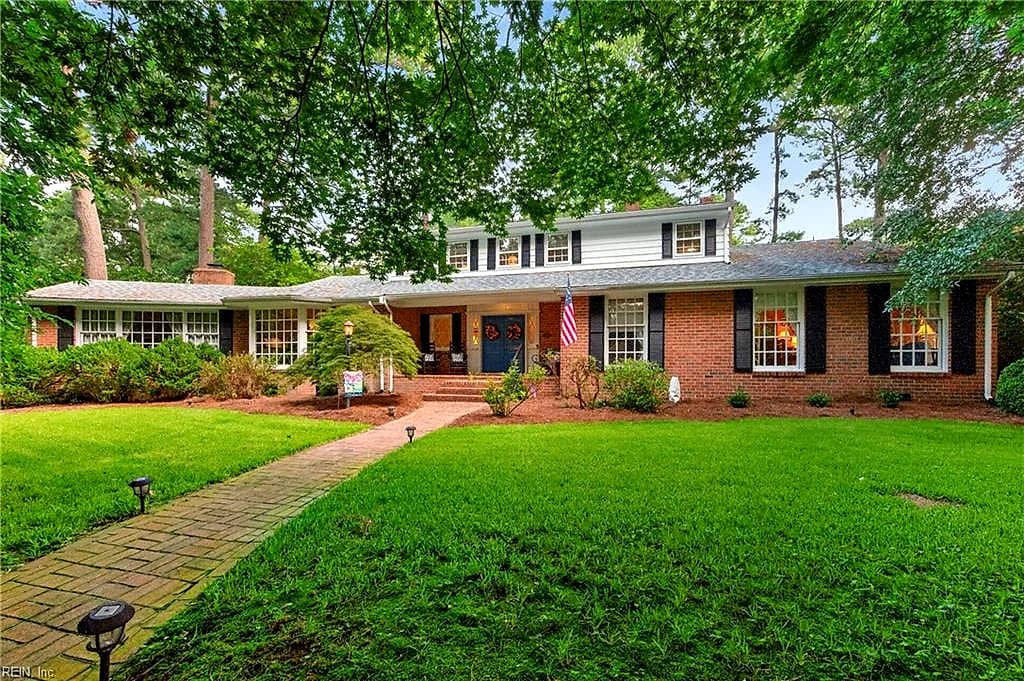 1300 Shaw PL, NORFOLK VA 23509 - Main photo