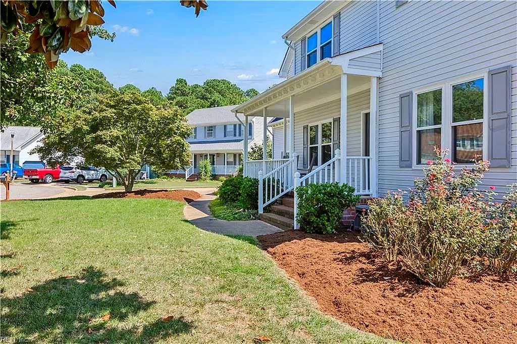 2 Bounty CIR, HAMPTON VA 23669 - Photo 4