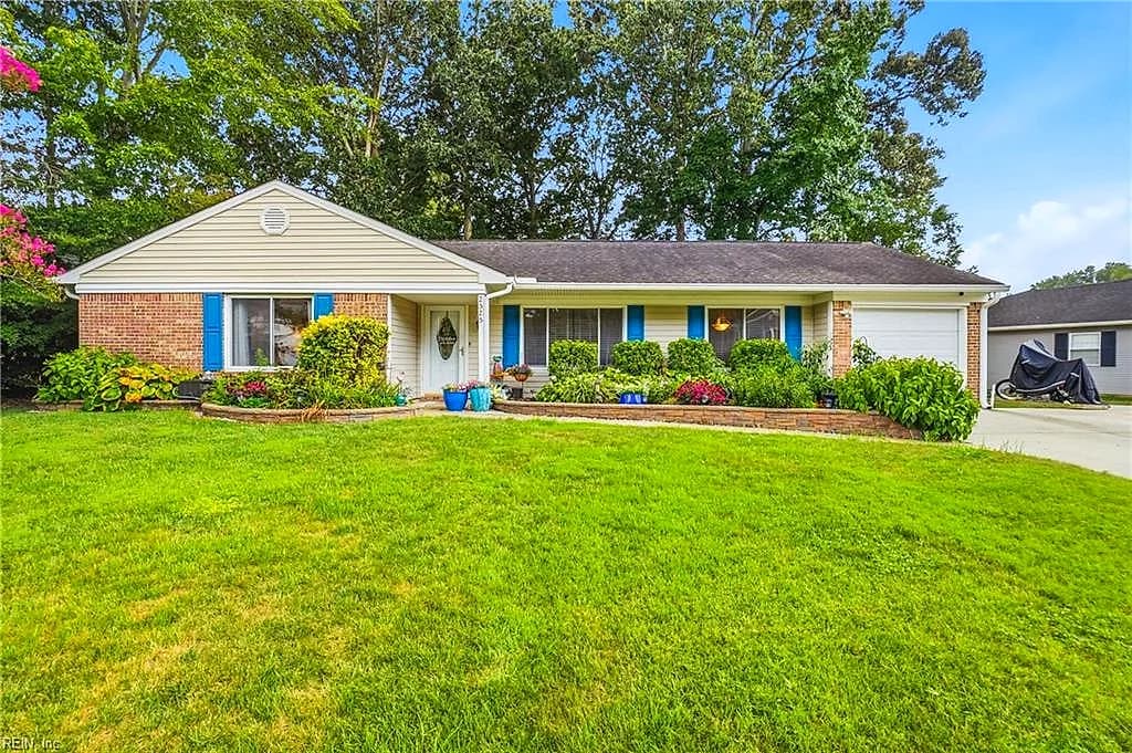 2525 Placid PL, VIRGINIA BEACH VA 23453 - Photo 2
