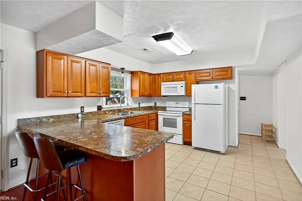 40 Westview DR, HAMPTON VA 23666 thumb 11
