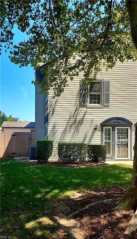 656 Oleander CIR, VIRGINIA BEACH VA 23464 - Main photo
