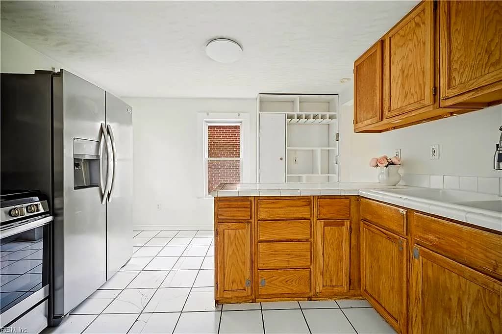 1035 Wilmington ST, NORFOLK VA 23505 - Photo 4
