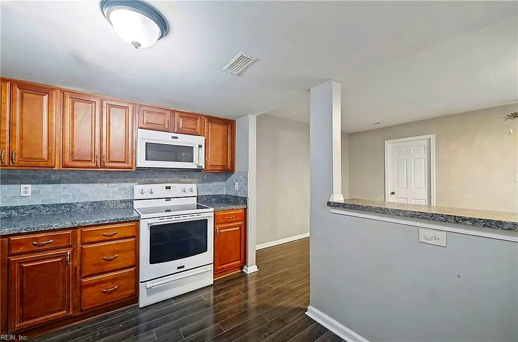 397 Deputy LN #C, NEWPORT NEWS VA 23608 thumb 8