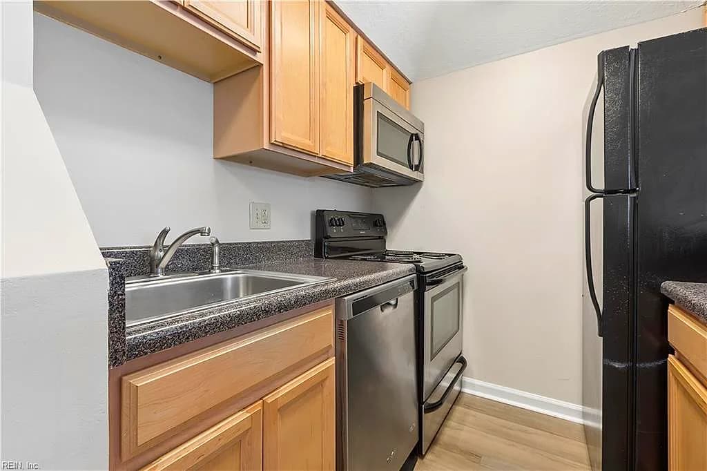 23 Davenport CT, HAMPTON VA 23666 thumb 12