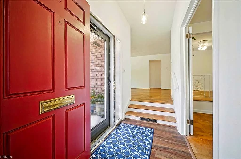 4109 Edinburgh DR, VIRGINIA BEACH VA 23452 - Photo 3