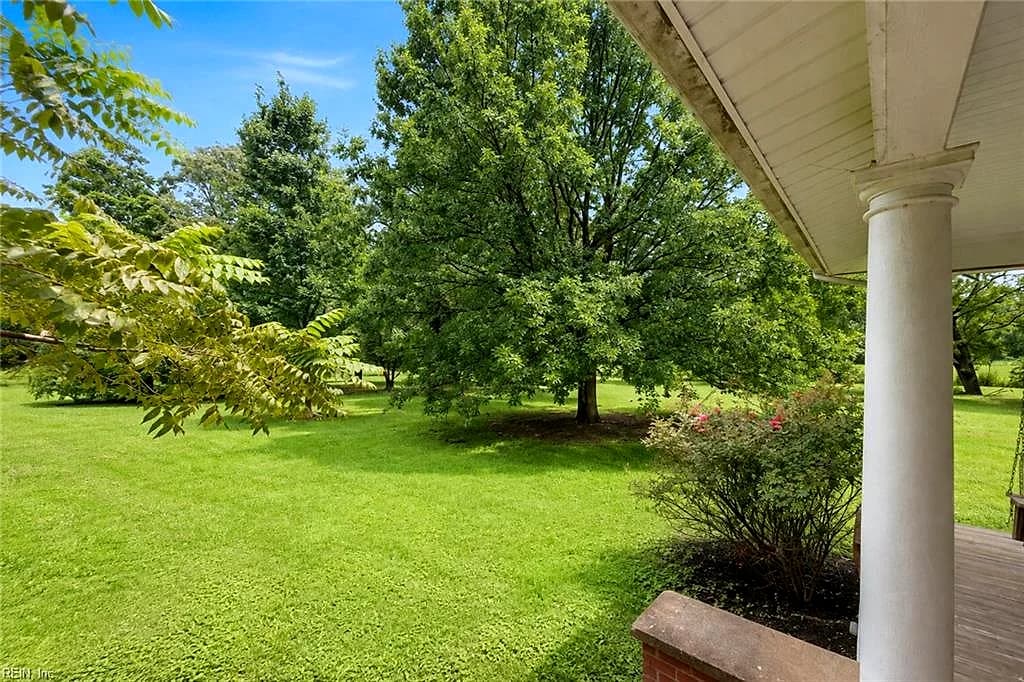 24581 Delaware RD, COURTLAND VA 23837 - Photo 4