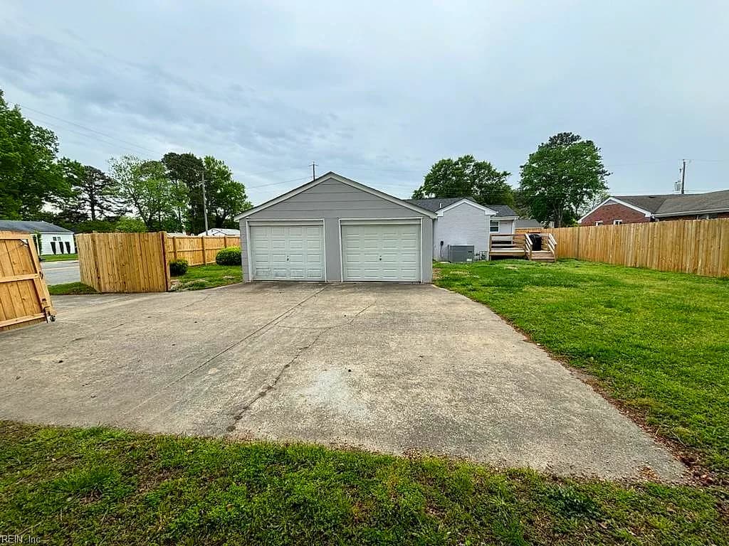 600 Apache RD, PORTSMOUTH VA 23701 - Photo 4