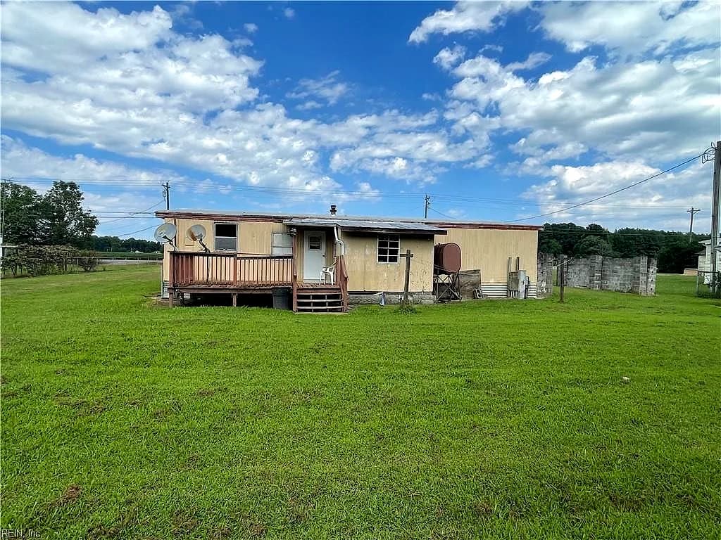 9324 Windsor Boulevard NONE, WINDSOR VA 23487 - Photo 4