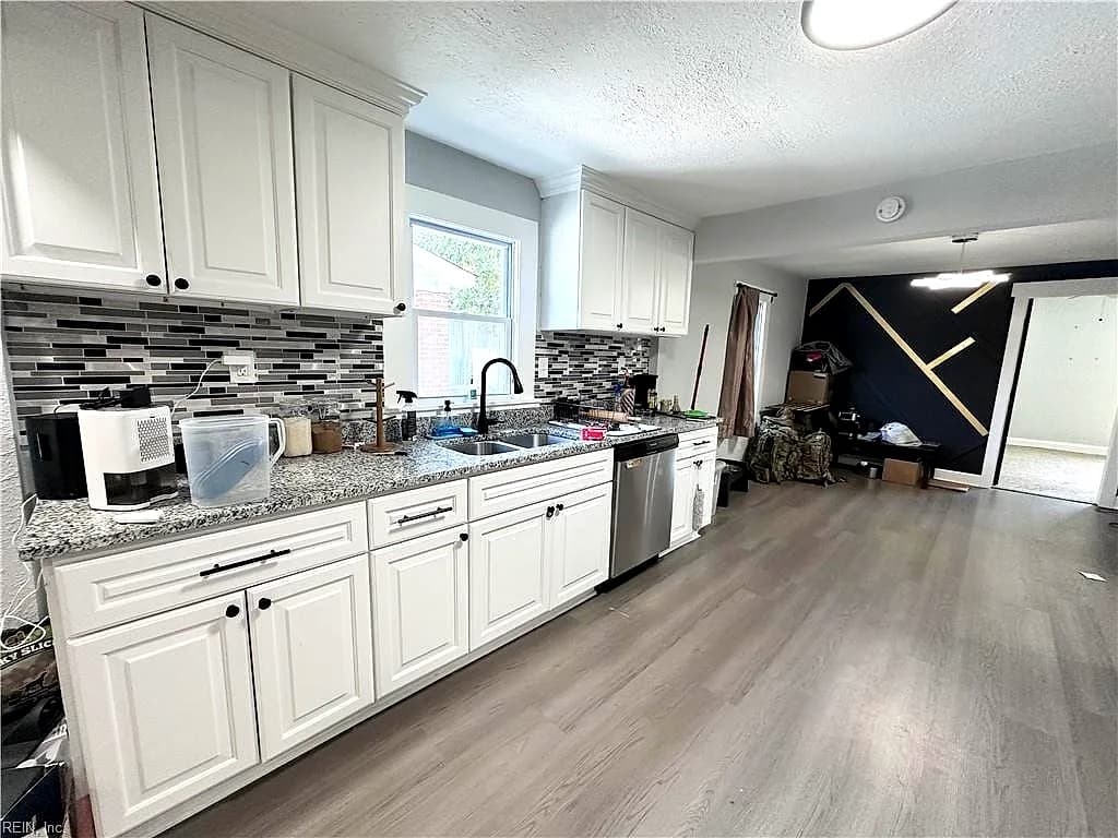 1029 Willingham ST, NORFOLK VA 23505 - Photo 5