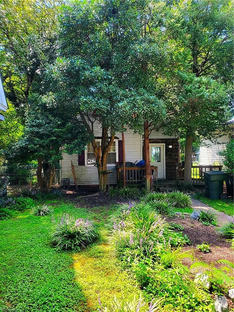 119 Shenandoah RD, HAMPTON VA 23661 - Photo 2