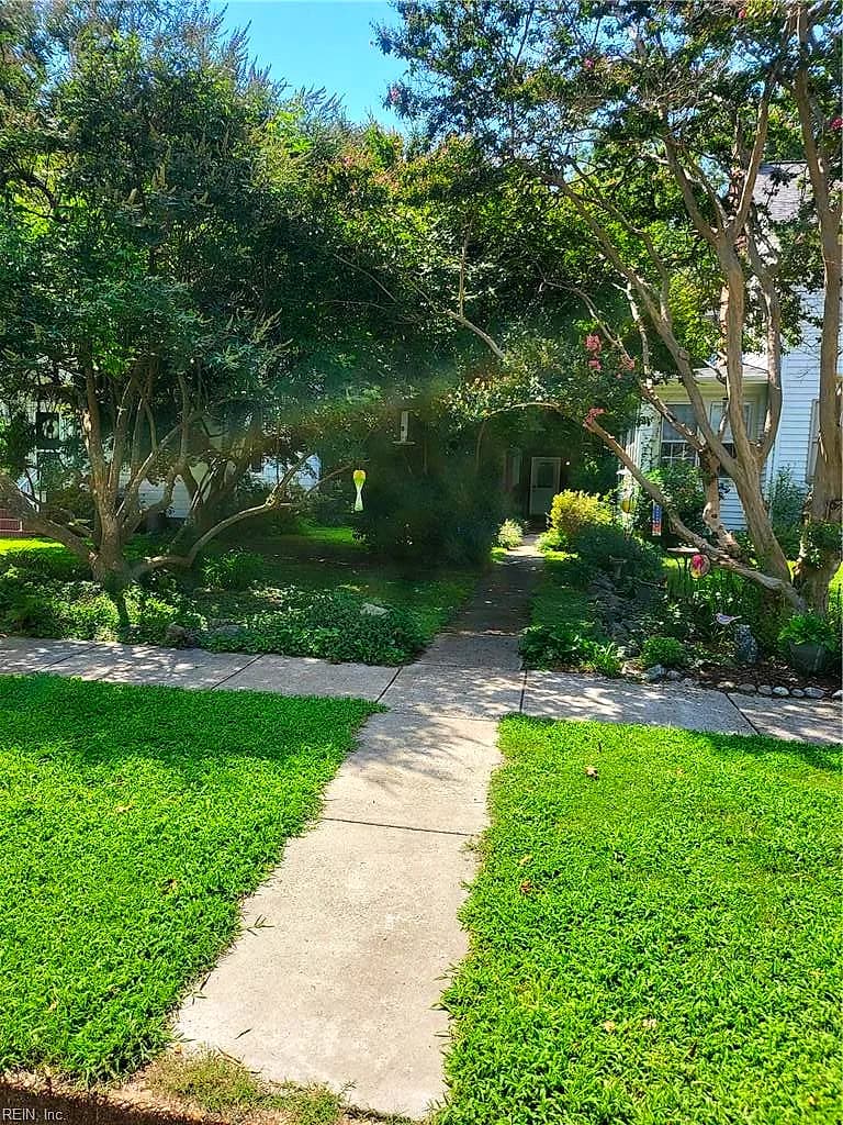 119 Shenandoah RD, HAMPTON VA 23661 - Photo 4