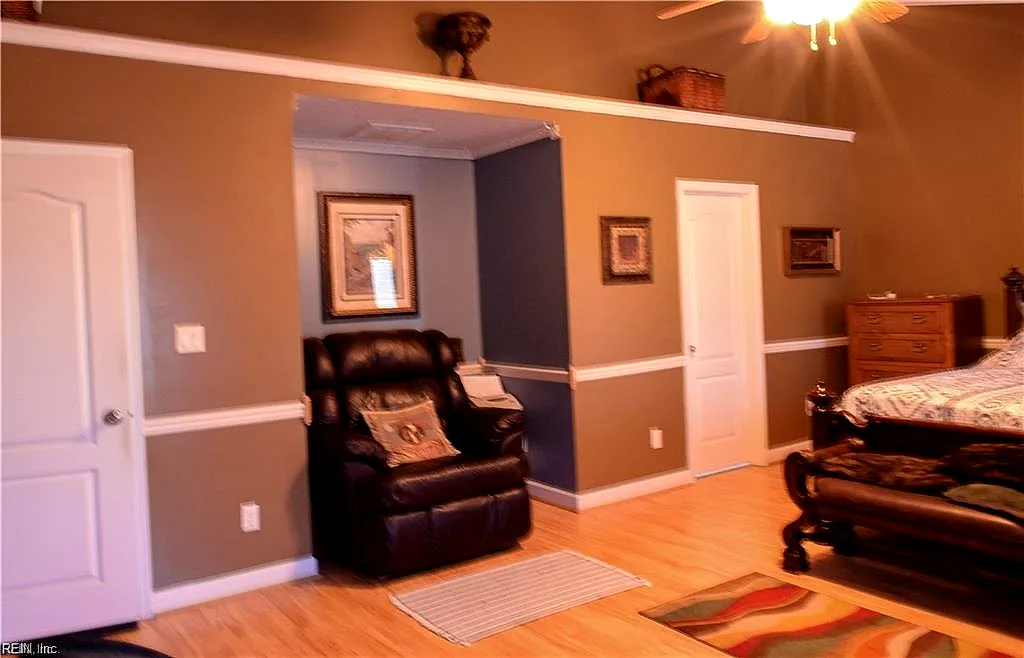 11 Bohnert DR, HAMPTON VA 23666 - Photo 4