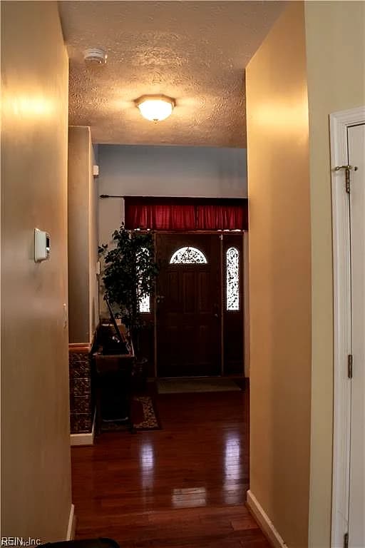 11 Bohnert DR, HAMPTON VA 23666 - Photo 5