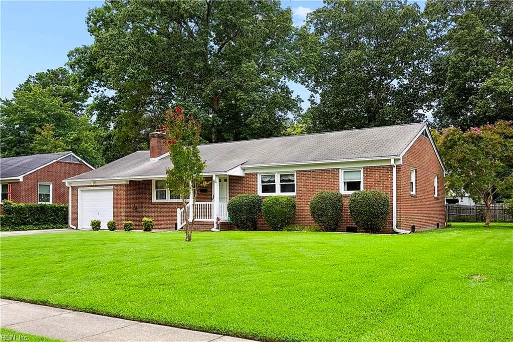 843 Catalina DR, NEWPORT NEWS VA 23608 - Photo 3
