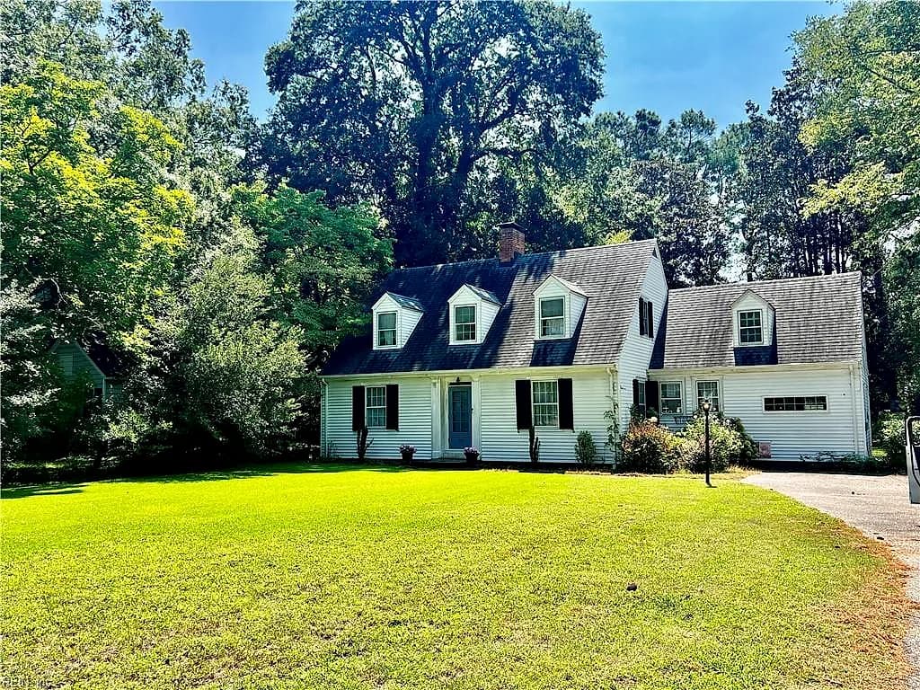 1209 Clay ST, FRANKLIN VA 23851 - Photo 4