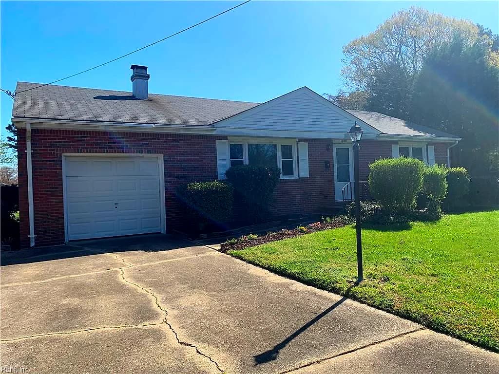 1420 Dermott AVE, VIRGINIA BEACH VA 23455 - Photo 3