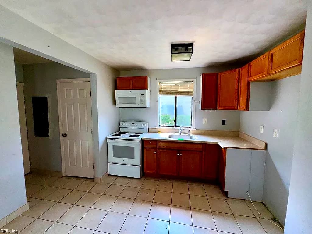 937 Quail ST, NORFOLK VA 23513 thumb 8