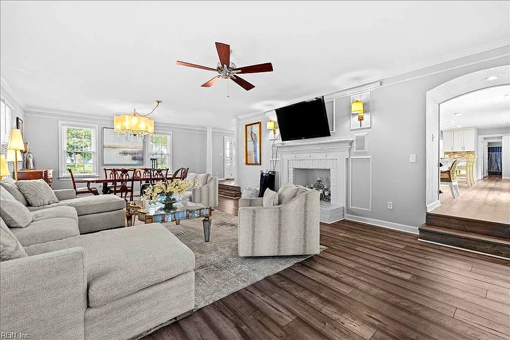 1904 Thomas Bishop CT, VIRGINIA BEACH VA 23454 - Photo 5