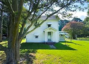 126 North Bay Haven RD, GWYNN VA 23066 - Photo 5