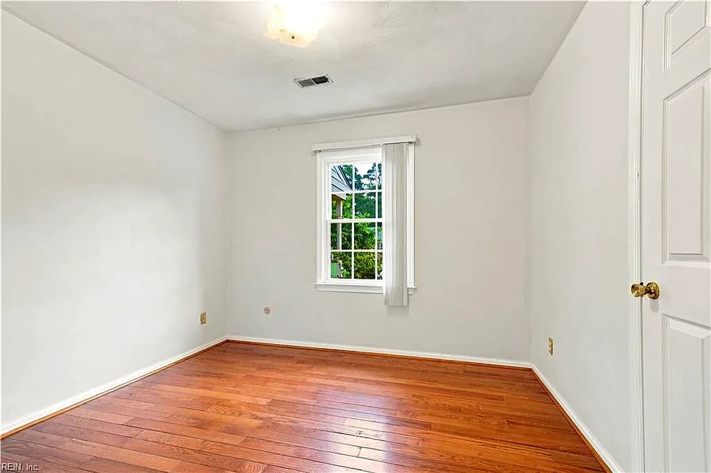 4116 Meadowview RD, PORTSMOUTH VA 23703 thumb 10