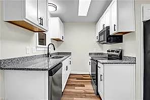 623 Chapel ST, HAMPTON VA 23669 - Photo 5