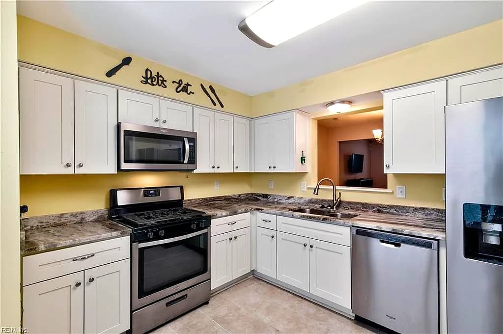 6 Chinaberry PL, HAMPTON VA 23666 thumb 8