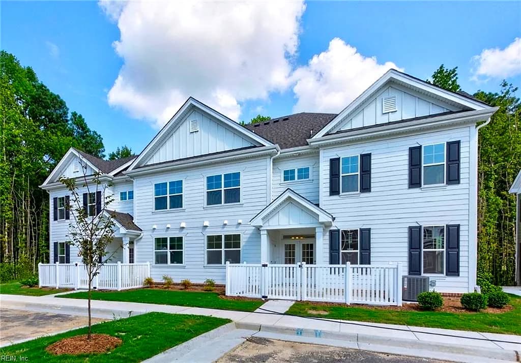 4987 Boone RD, CHESAPEAKE VA 23321 - Photo 3
