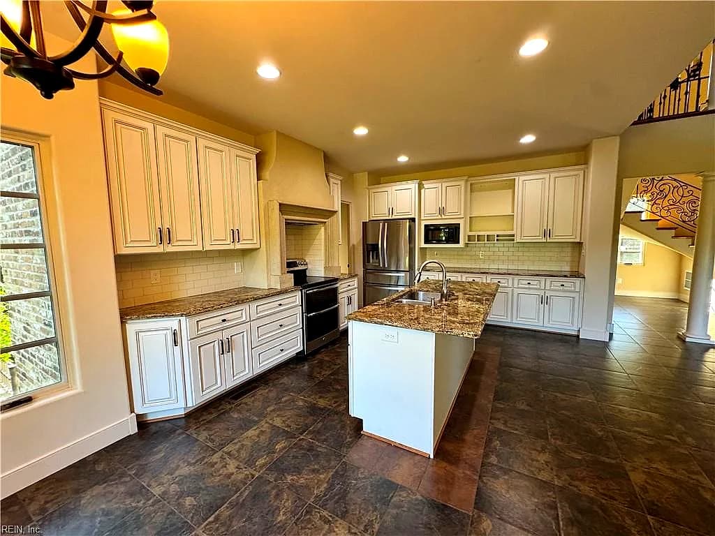 52 Queens CT, NEWPORT NEWS VA 23606 thumb 11