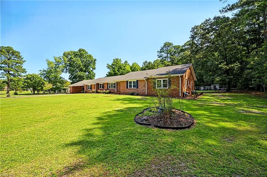 18449 Sedley RD, SEDLEY VA 23878 - Photo 5