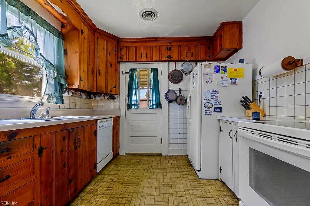 4900 Johnson AVE, PORTSMOUTH VA 23701 thumb 6