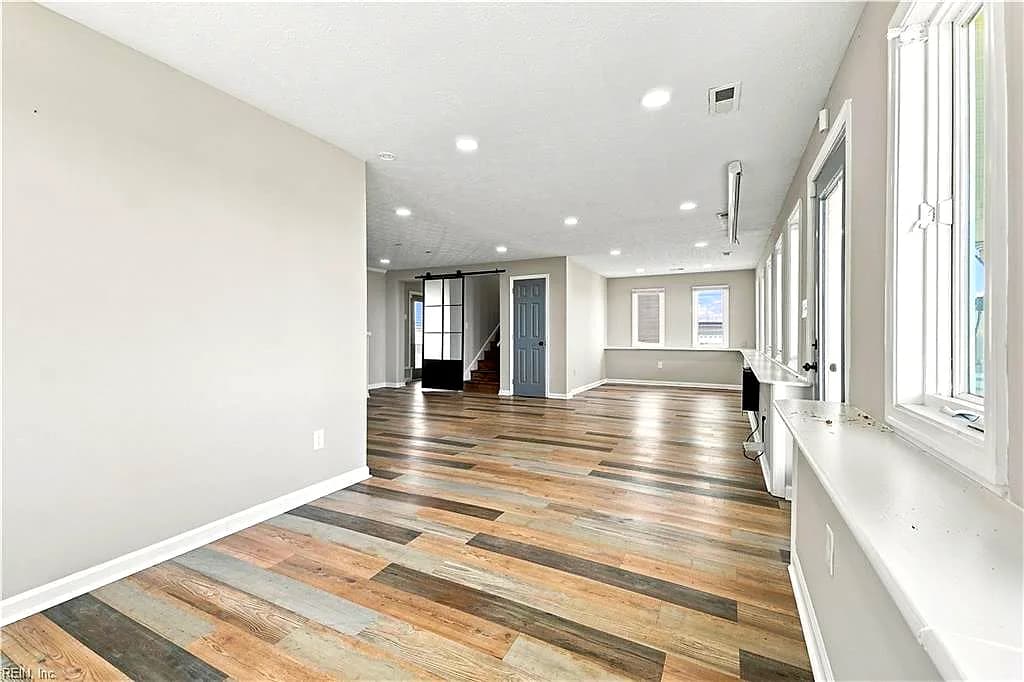 106 Lighthouse DR, HAMPTON VA 23664 - Photo 5