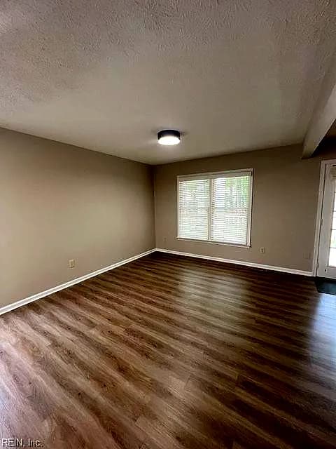 104 Riva CT, YORKTOWN VA 23690 thumb 6