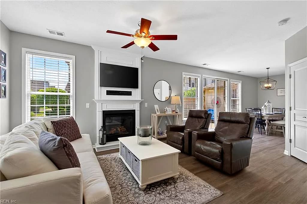 2268 Wessington DR, VIRGINIA BEACH VA 23454 - Photo 4