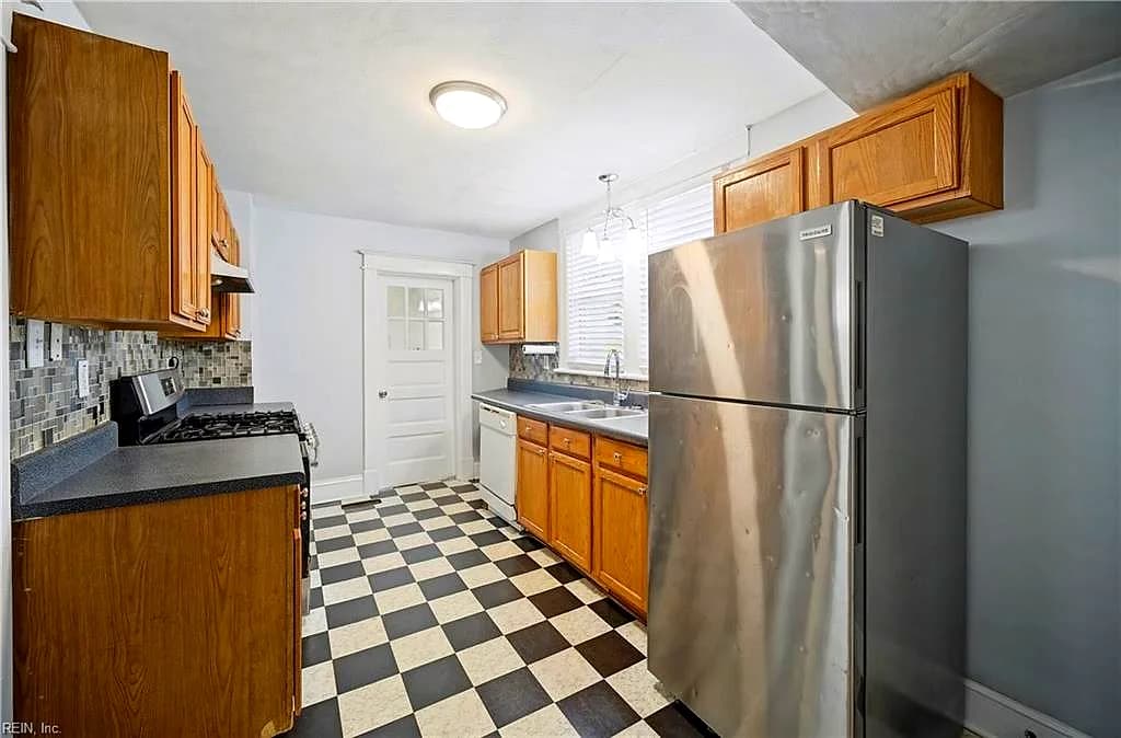 1417 Melrose PW, NORFOLK VA 23508 thumb 8