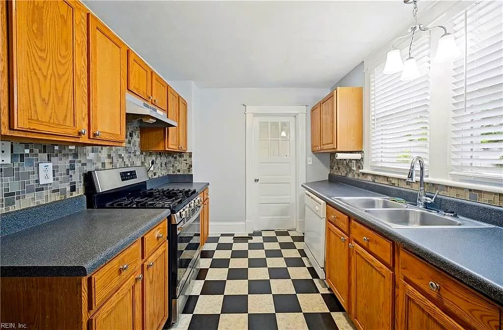 1417 Melrose PW, NORFOLK VA 23508 thumb 9