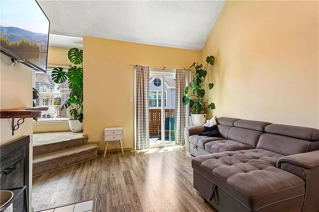 867 Little Bay AVE #5, NORFOLK VA 23503 thumb 6