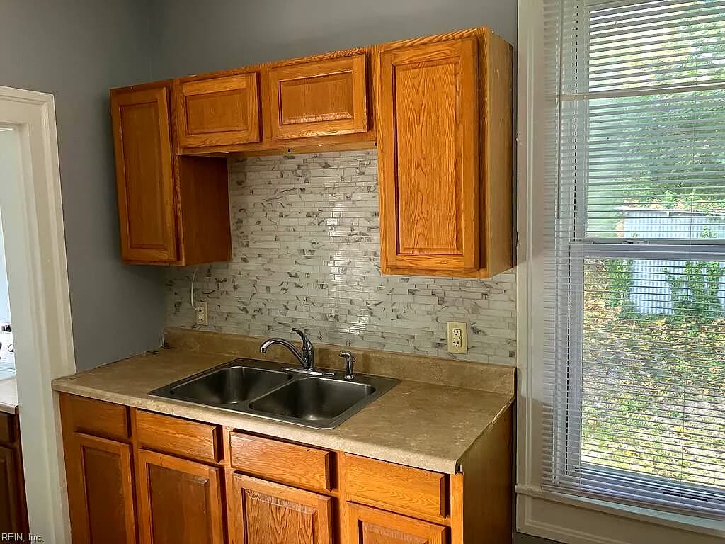 35598 Belle Haven RD, BELLE HAVEN VA 23306 thumb 6