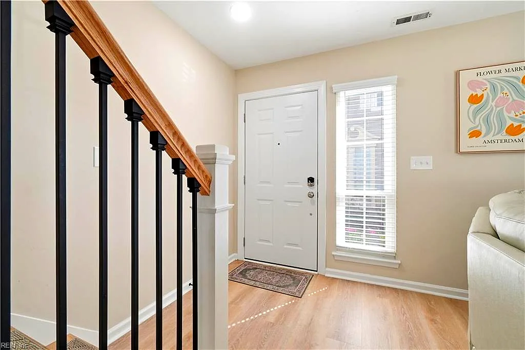 2326 Cornick DR, VIRGINIA BEACH VA 23454 - Photo 4
