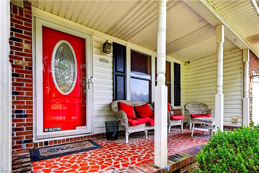 656 Hillwell RD, CHESAPEAKE VA 23322 - Photo 5